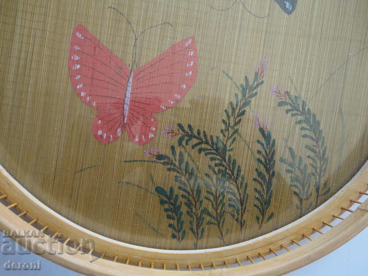 Μοναδικός δίσκος τέχνης με πεταλούδες με τιμή 50.00 BGN | € 25.56 Μοναδικός δίσκος τέχνης με πεταλούδες με τιμή 50.00 BGN | € 25.56