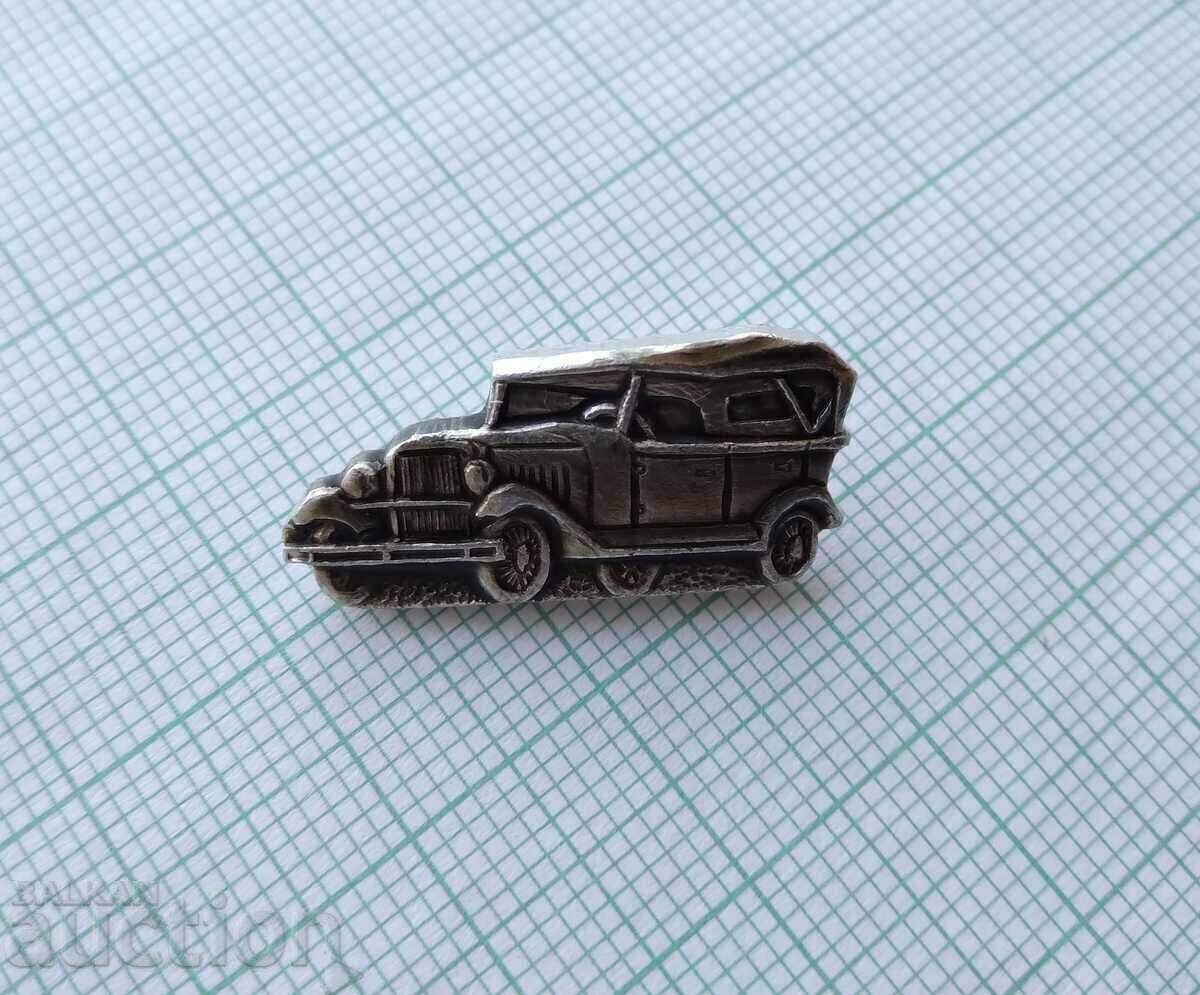 Licitație 16827 Insigna - mașină rusească GAZ-A 1932-1936