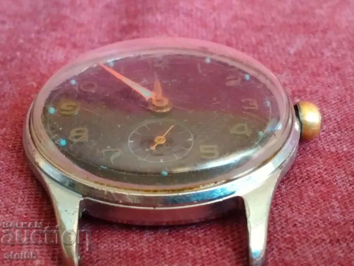 Мъжки часовник.--- КАМА с цена 40.00 лв. | € 20.45 Мъжки часовник.--- КАМА с цена 40.00 лв. | € 20.45