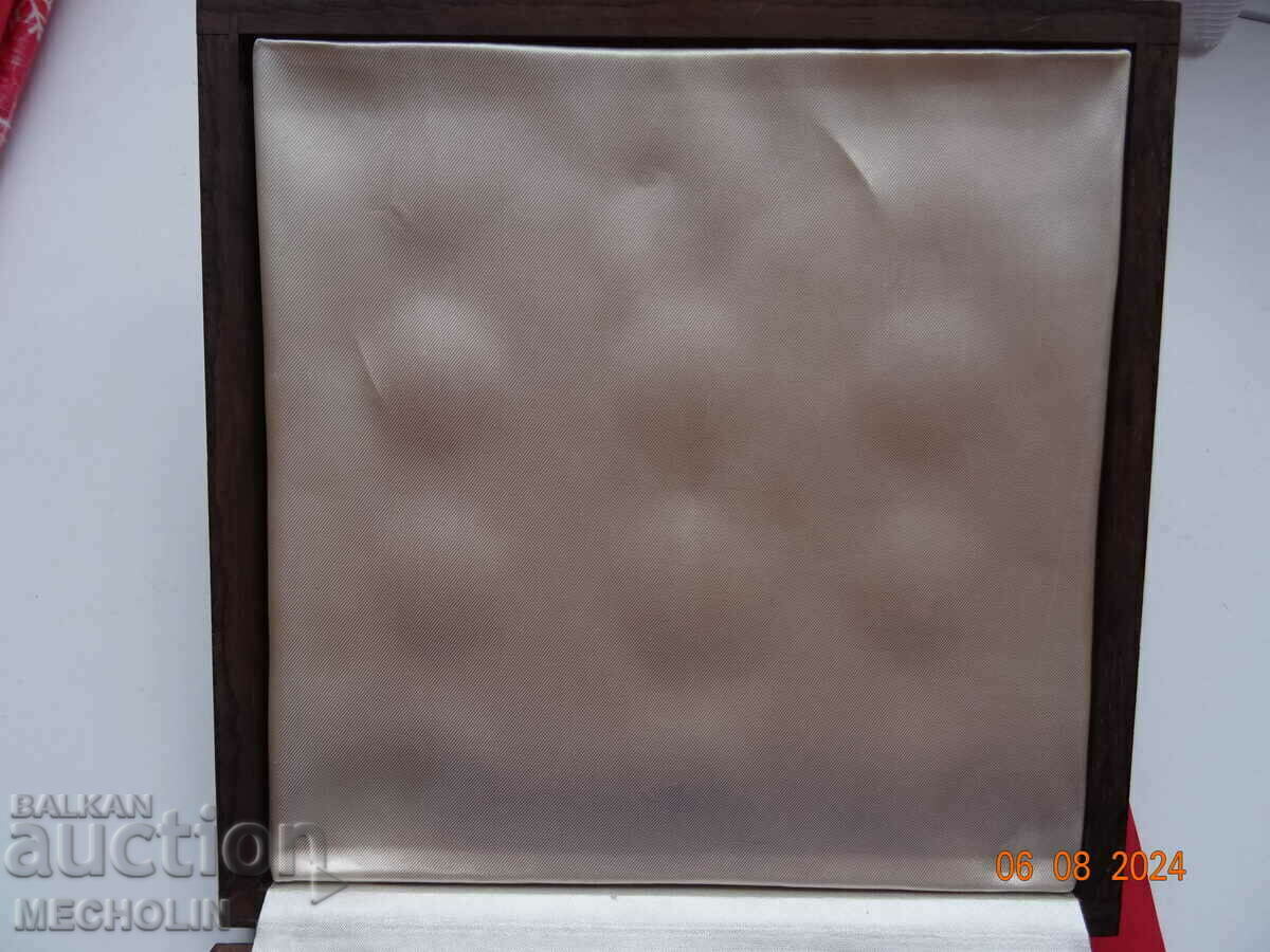 OLD BOX FOR 12 COINS claudio pagano - 6 OLD BOX FOR 12 COINS claudio pagano - 6