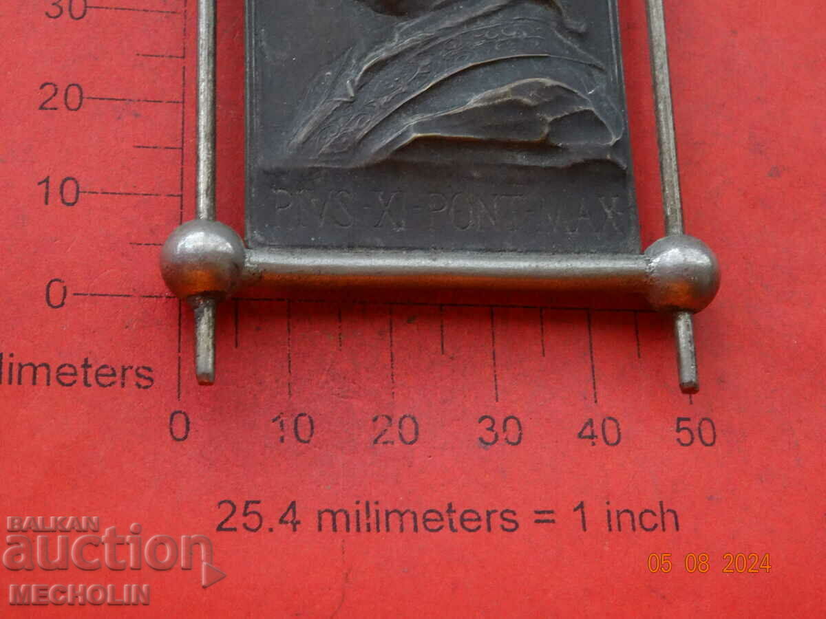 pivs xi pont max THE ITALIAN POPE THROUGH FAFISM with price 44.00 BGN | € 22.50 pivs xi pont max THE ITALIAN POPE THROUGH FAFISM with price 44.00 BGN | € 22.50