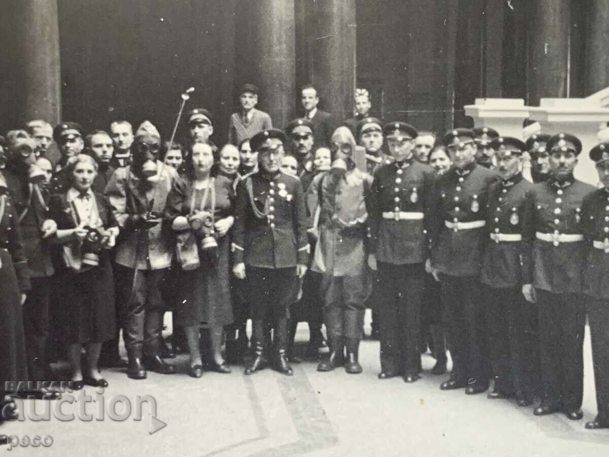 Memorial from the National Assembly 1940 old photo with price 30.00 BGN | € 15.34 Memorial from the National Assembly 1940 old photo with price 30.00 BGN | € 15.34