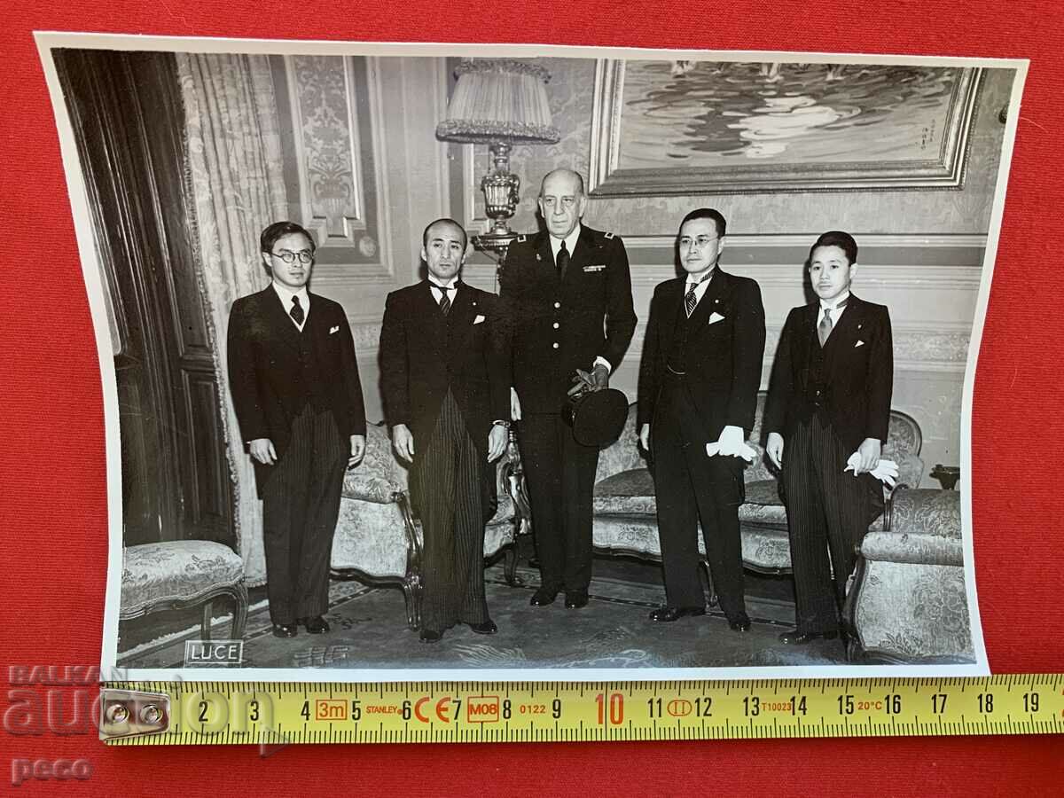 Auction Manchuria /Manjukuo Manzhou-Go/ Minister old photo Auction Manchuria /Manjukuo Manzhou-Go/ Minister old photo