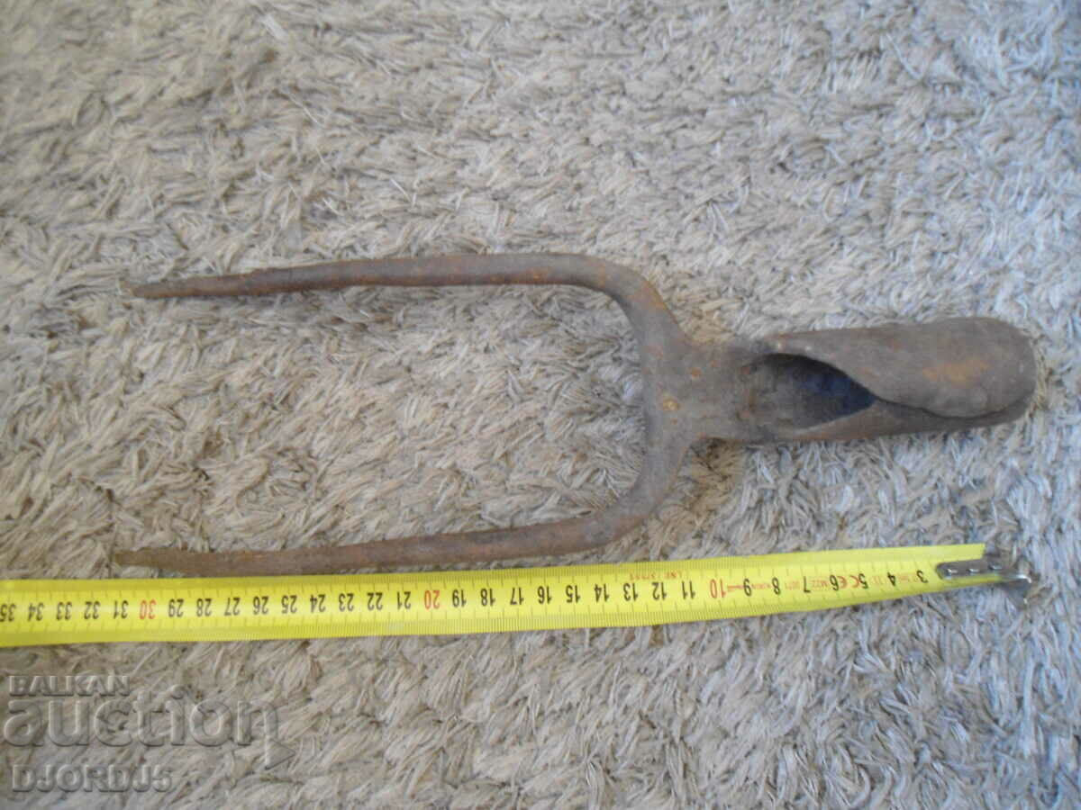 Livrarea Lamă veche agricolă Livrarea Lamă veche agricolă