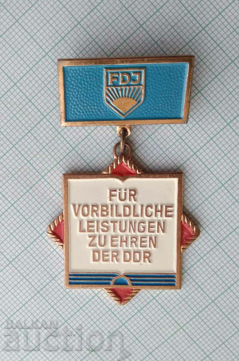 16887 Badge - For outstanding achievements in honor of the GDR with price 5.00 BGN | € 2.56 16887 Badge - For outstanding achievements in honor of the GDR with price 5.00 BGN | € 2.56