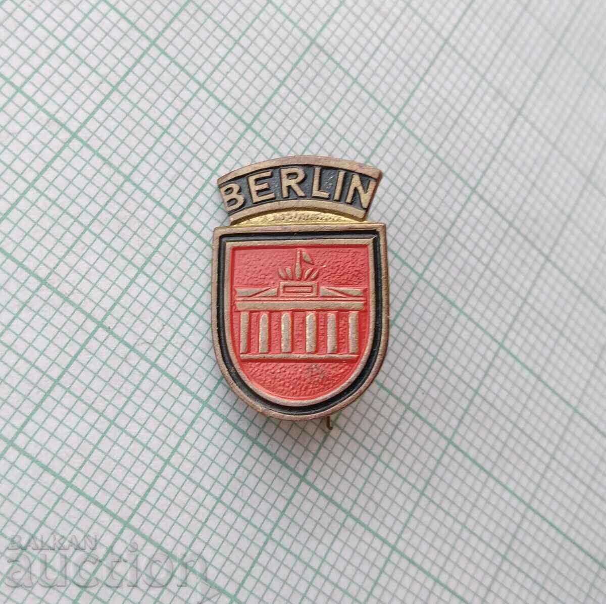 16897 Insigna - Berlin RDG Germania cu preț 3.00 BGN | € 1.53 16897 Insigna - Berlin RDG Germania cu preț 3.00 BGN | € 1.53