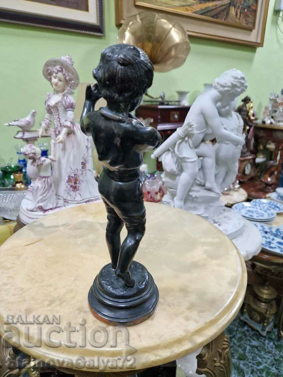 Delivery of Old French antique bronze figure
