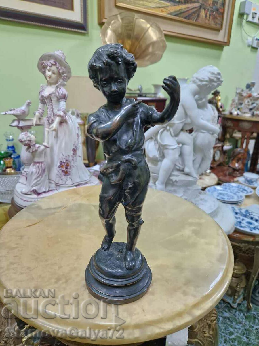 Стара френска антикварна бронзова фигура Стара френска антикварна бронзова фигура