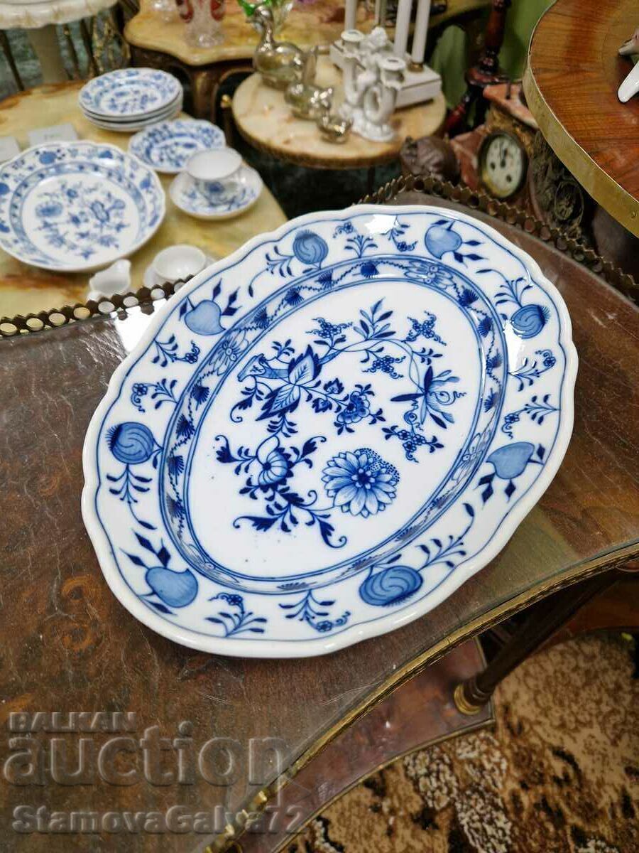 Delivery of Antique collectible Meissen porcelain platter Delivery of Antique collectible Meissen porcelain platter