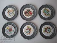 Frumoase, farfurii decorative de perete din cositor