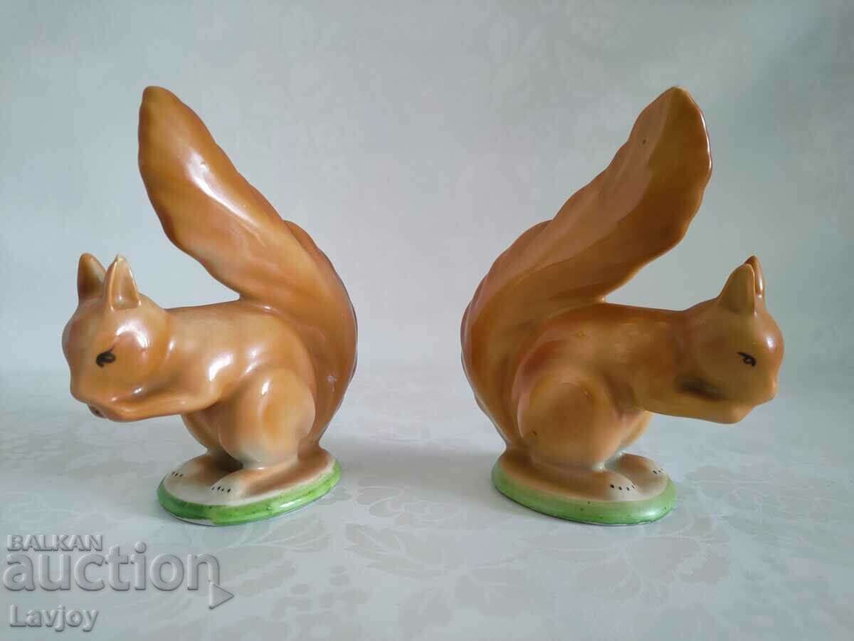 Auction Figurines porcelain Squirrel Auction Figurines porcelain Squirrel