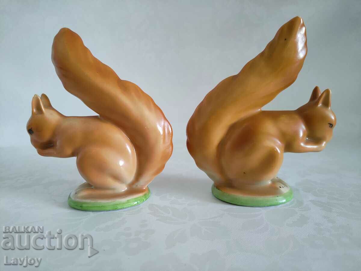 Delivery of Figurines porcelain Squirrel Delivery of Figurines porcelain Squirrel