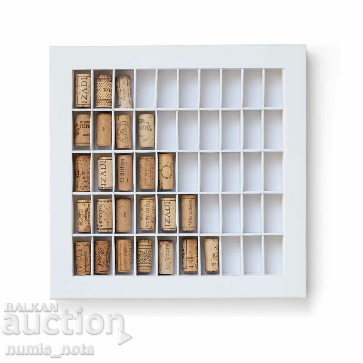 Collector box / frame with 50 compartments for wine corks