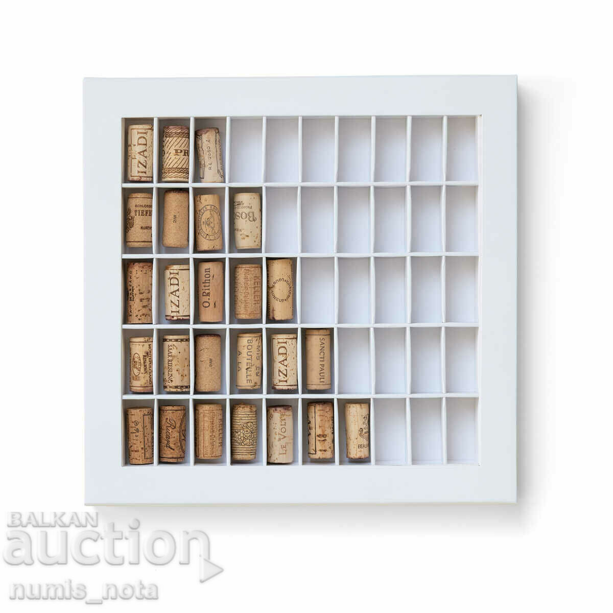 Collector box / frame with 50 compartments for wine corks