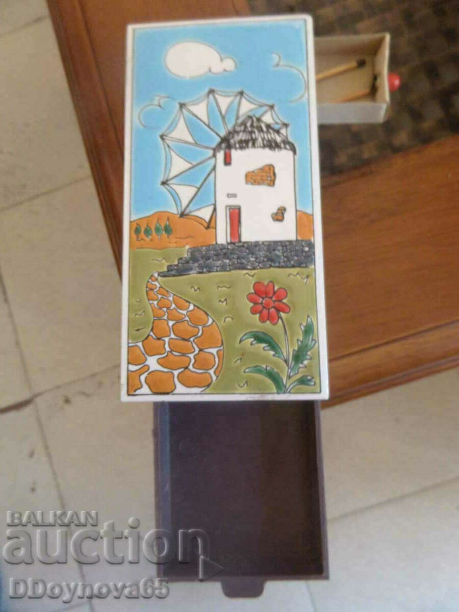 Auction  A large matchbox