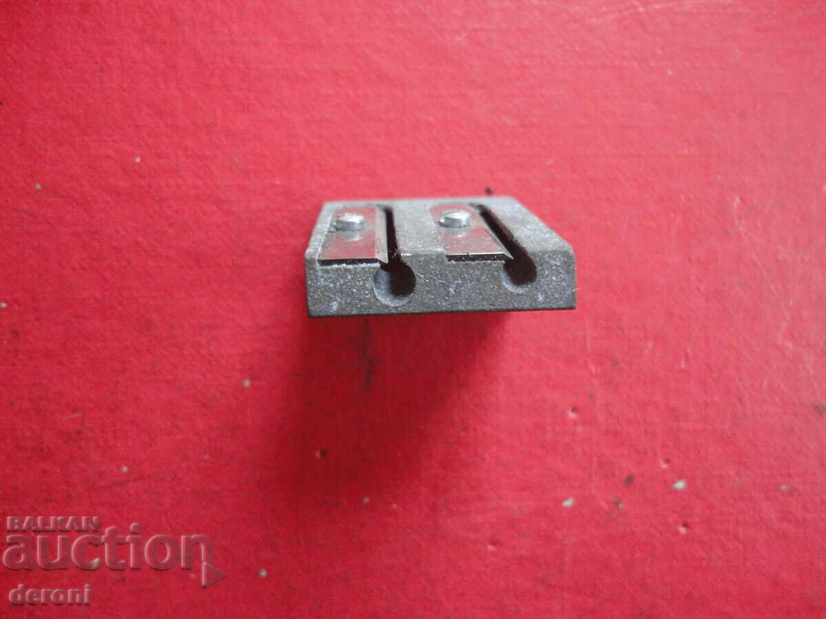 Delivery of Amazing German double sharpener Delivery of Amazing German double sharpener