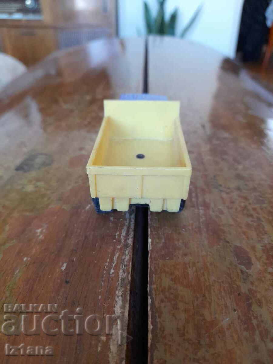 Delivery of Old MIR truck Delivery of Old MIR truck