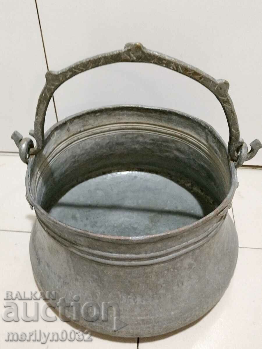 Tinned boiler, copper, water heater, copper copper vessel with price 108.00 BGN | € 55.22 Tinned boiler, copper, water heater, copper copper vessel with price 108.00 BGN | € 55.22