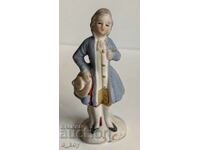 PORCELAIN STATUETTE FIGURE MAN HEALTHY