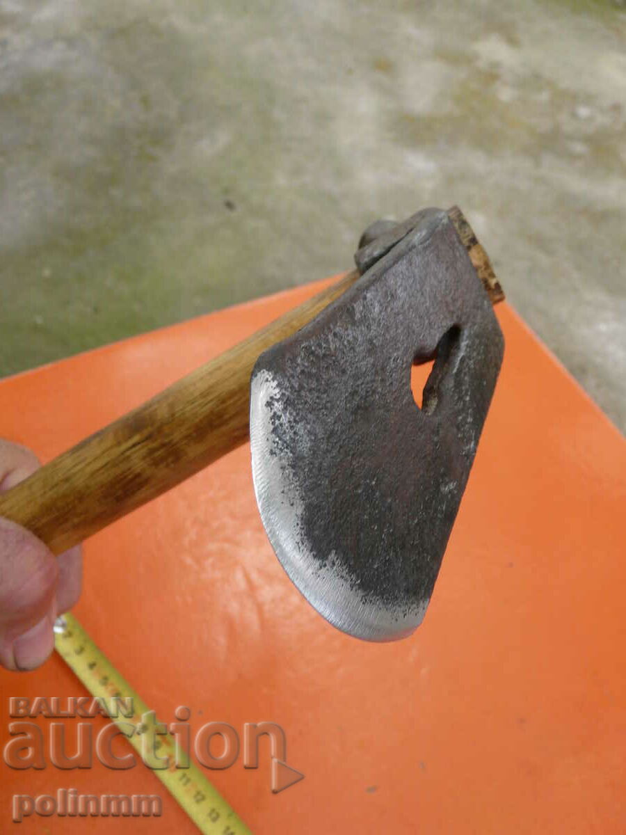 Auction Old Hand Forged Tesla - 521 Auction Old Hand Forged Tesla - 521