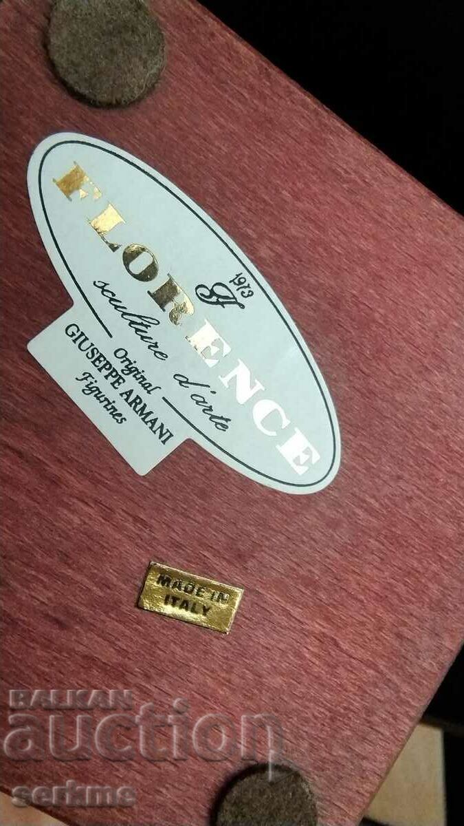 Porcelain figure - 7 Porcelain figure - 7