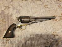 Revolver Remington M1858