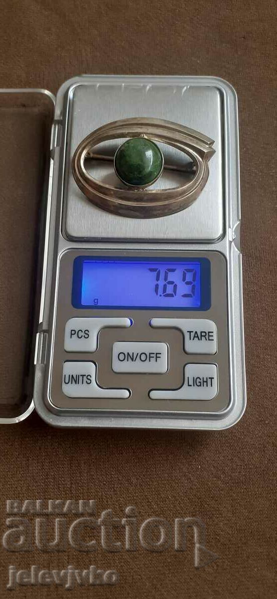 Green stone brooch - 5 Green stone brooch - 5