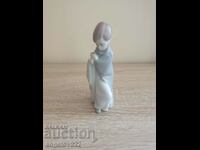 Spanish porcelain figure statuette LLADRO