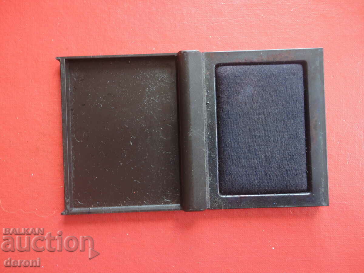 Pelikan stamp ink pad with price 15.00 BGN | € 7.67 Pelikan stamp ink pad with price 15.00 BGN | € 7.67