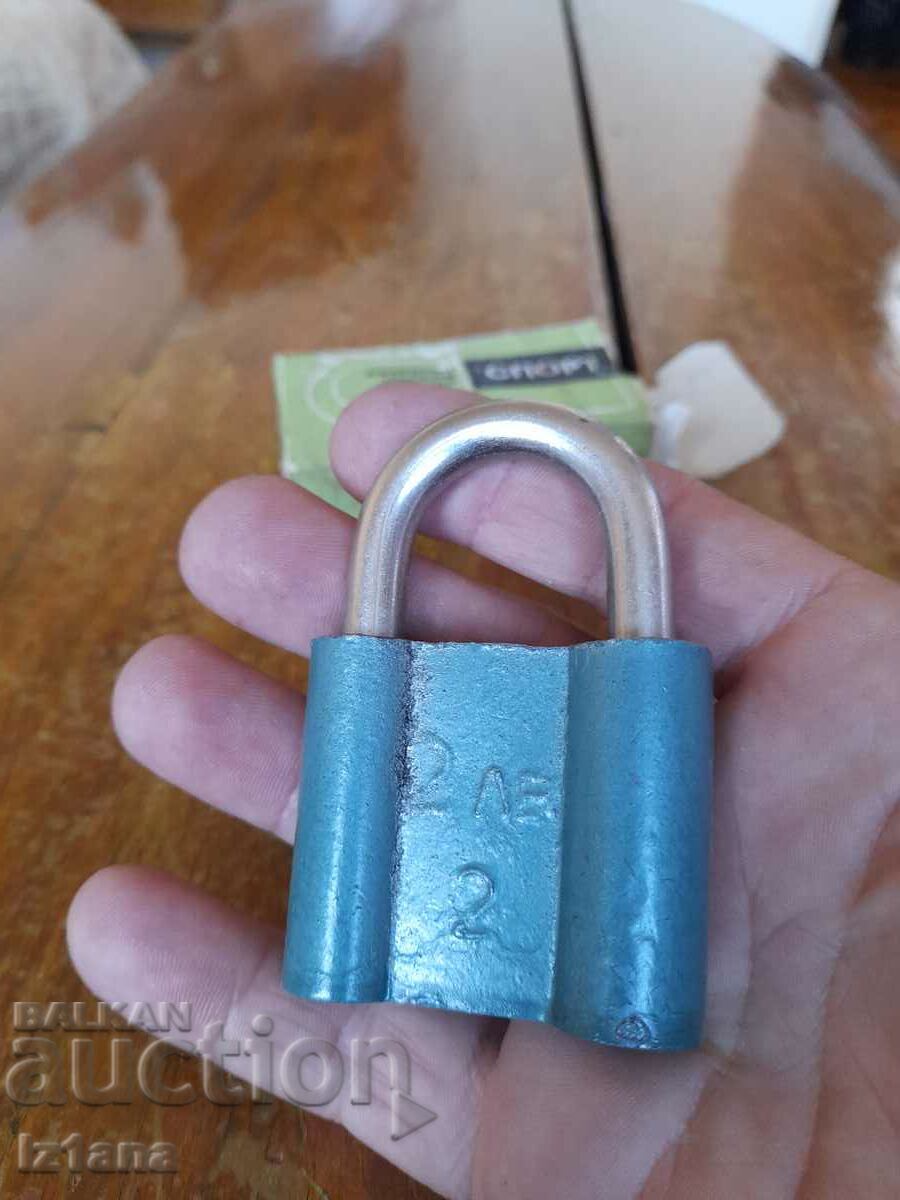 Delivery of Old padlock Sport Delivery of Old padlock Sport
