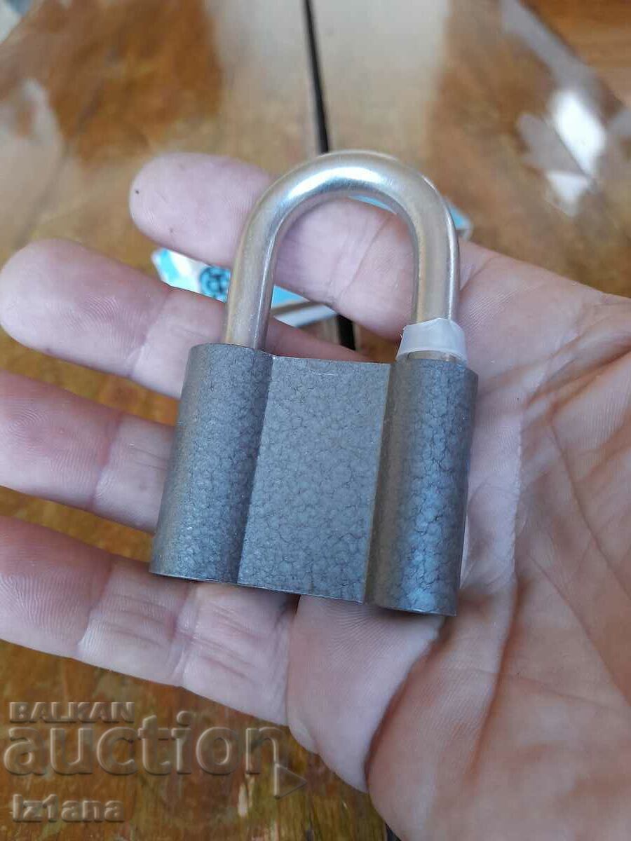 Delivery of Old padlock S-50