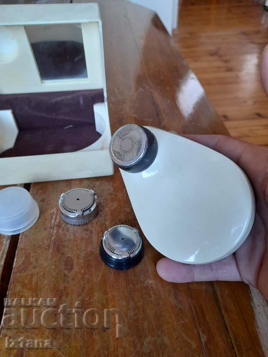 Old Sputnik 2 mechanical shaver - 5 Old Sputnik 2 mechanical shaver - 5