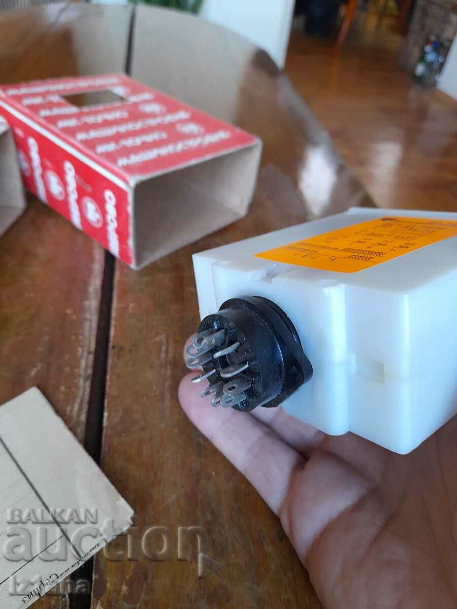 Delivery of Old time relay Delivery of Old time relay