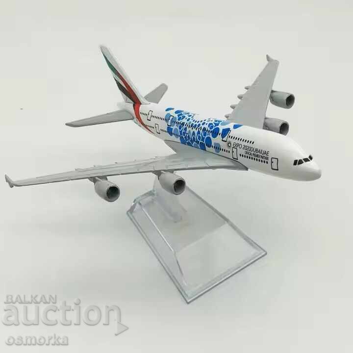 Airbus 380 airplane model model Airbus Emirates metal avioc with price 32.00 BGN | € 16.36 Airbus 380 airplane model model Airbus Emirates metal avioc with price 32.00 BGN | € 16.36