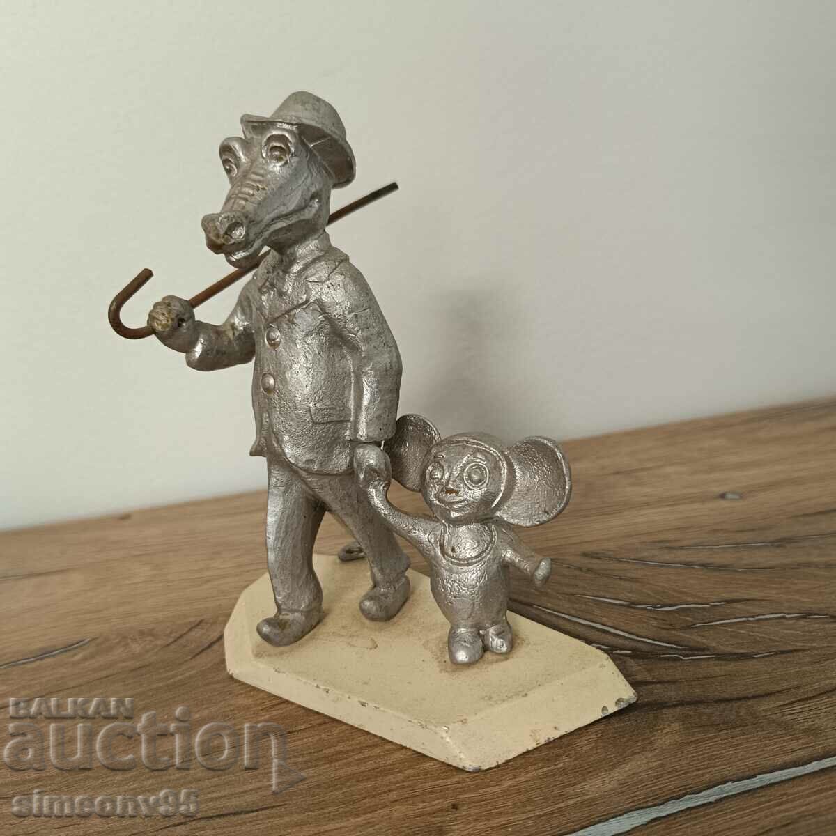 Old statuette crocodile and chiburashka with price 100.00 BGN | € 51.13