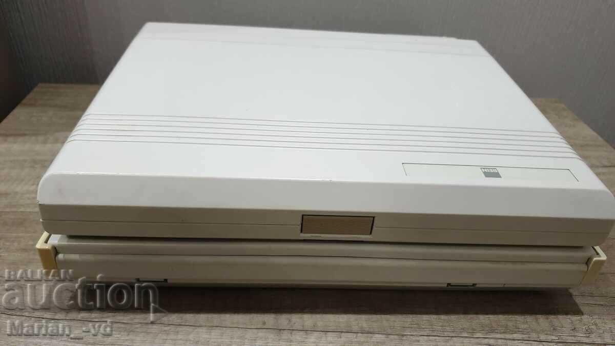 Δημοπρασία Vintage συλλεκτικός φορητός υπολογιστής Rein M5 με οθόνη LC Δημοπρασία Vintage συλλεκτικός φορητός υπολογιστής Rein M5 με οθόνη LC