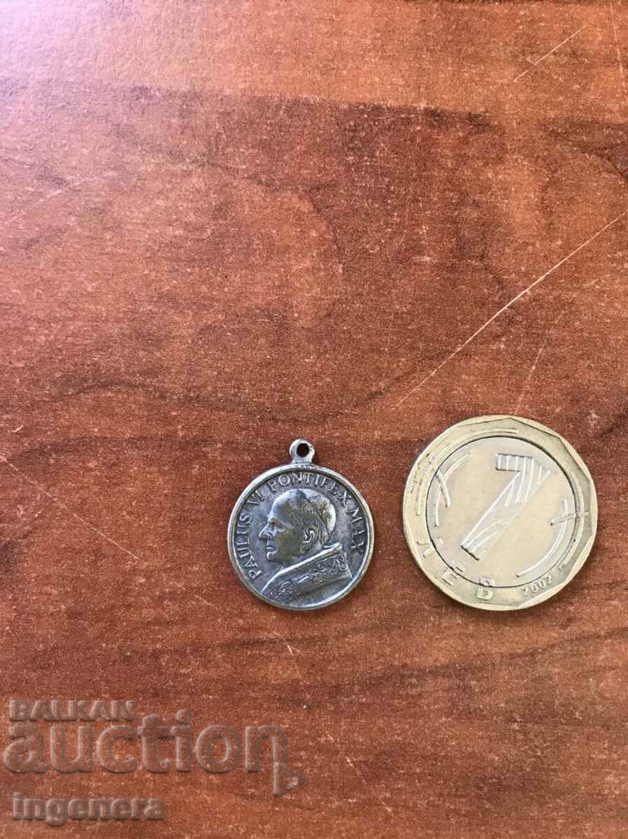 Auction  MEDALLION PENDANT