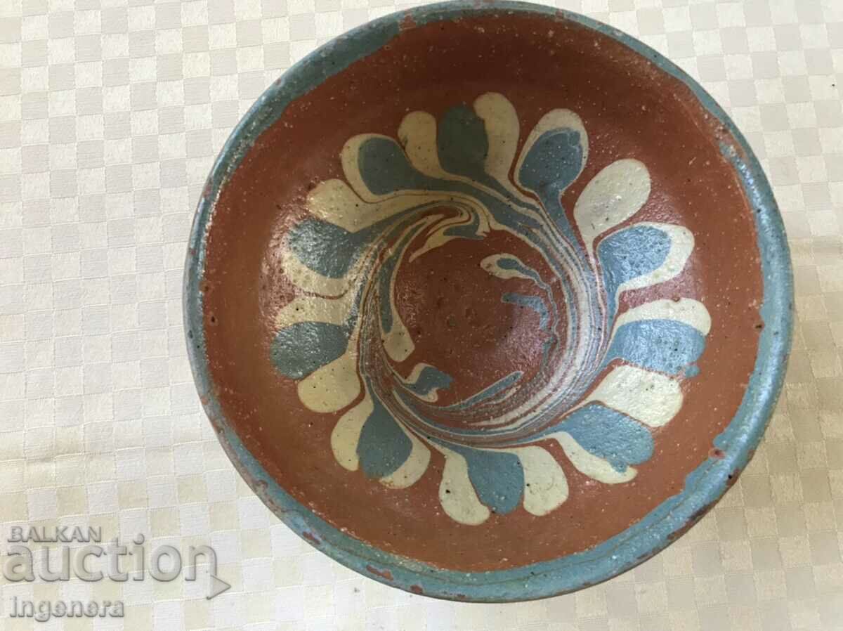 OLD CERAMIC DEEP PANCY BOWL with price 13.00 BGN | € 6.65 OLD CERAMIC DEEP PANCY BOWL with price 13.00 BGN | € 6.65