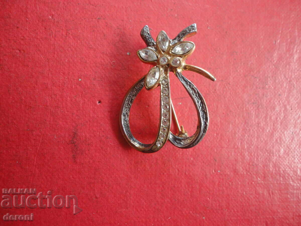 Gold-plated brooch with stones 41 - 5