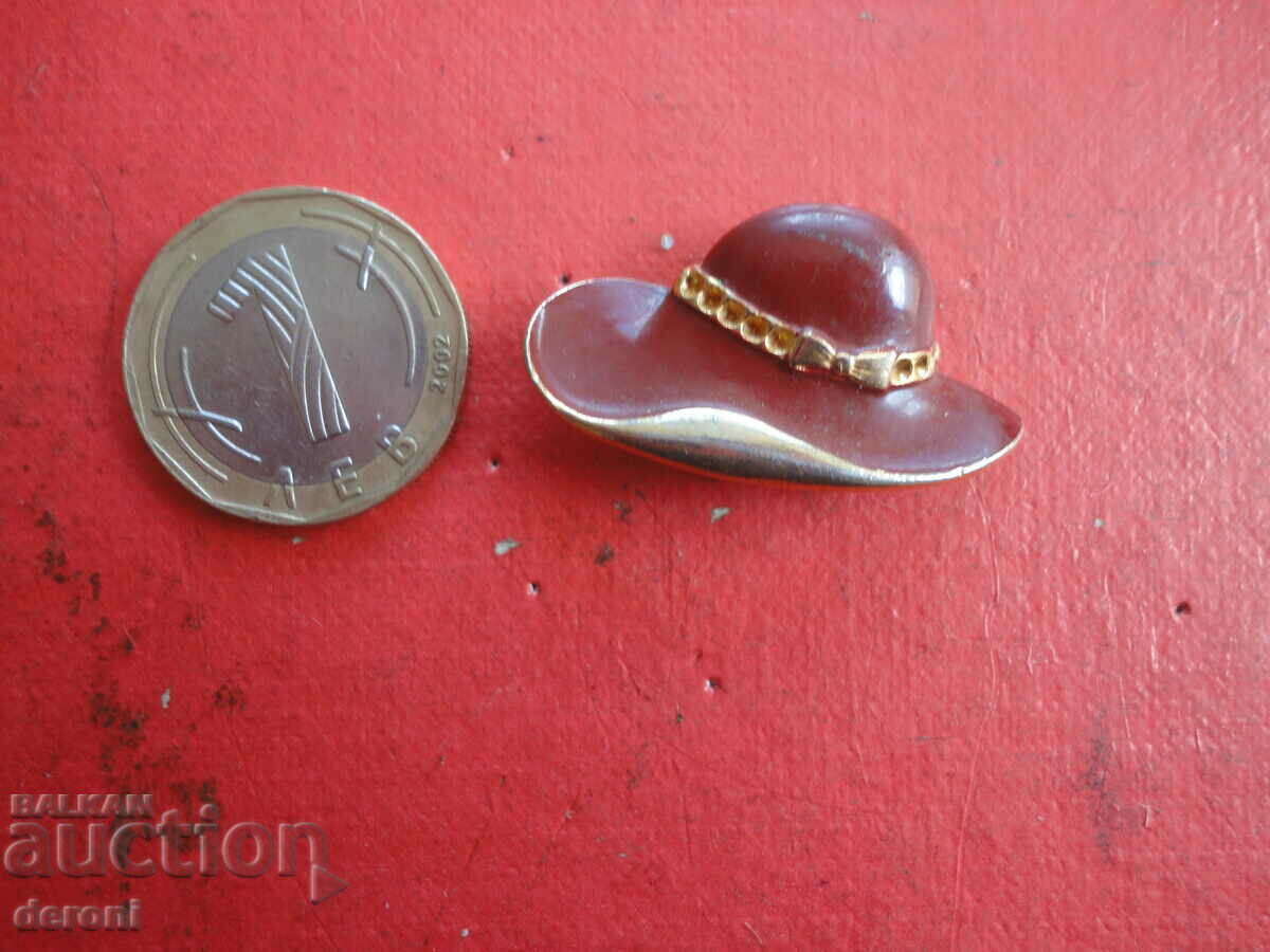 Enamel 51 gold plated brooch