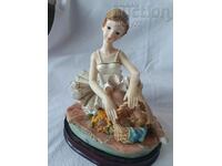 Very beautiful rare vintage figurine figurine with markings