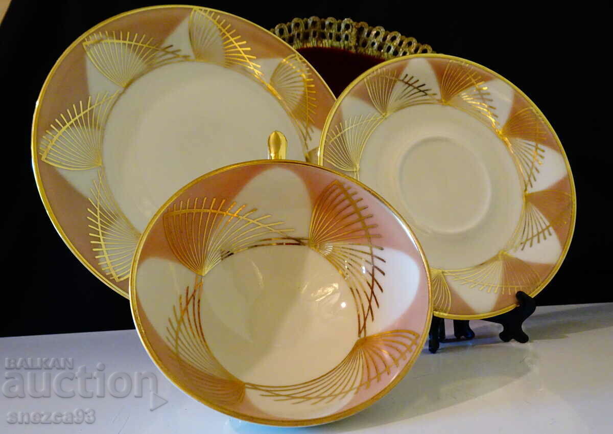 Delivery of Triple set, Bavarian porcelain, gold.
