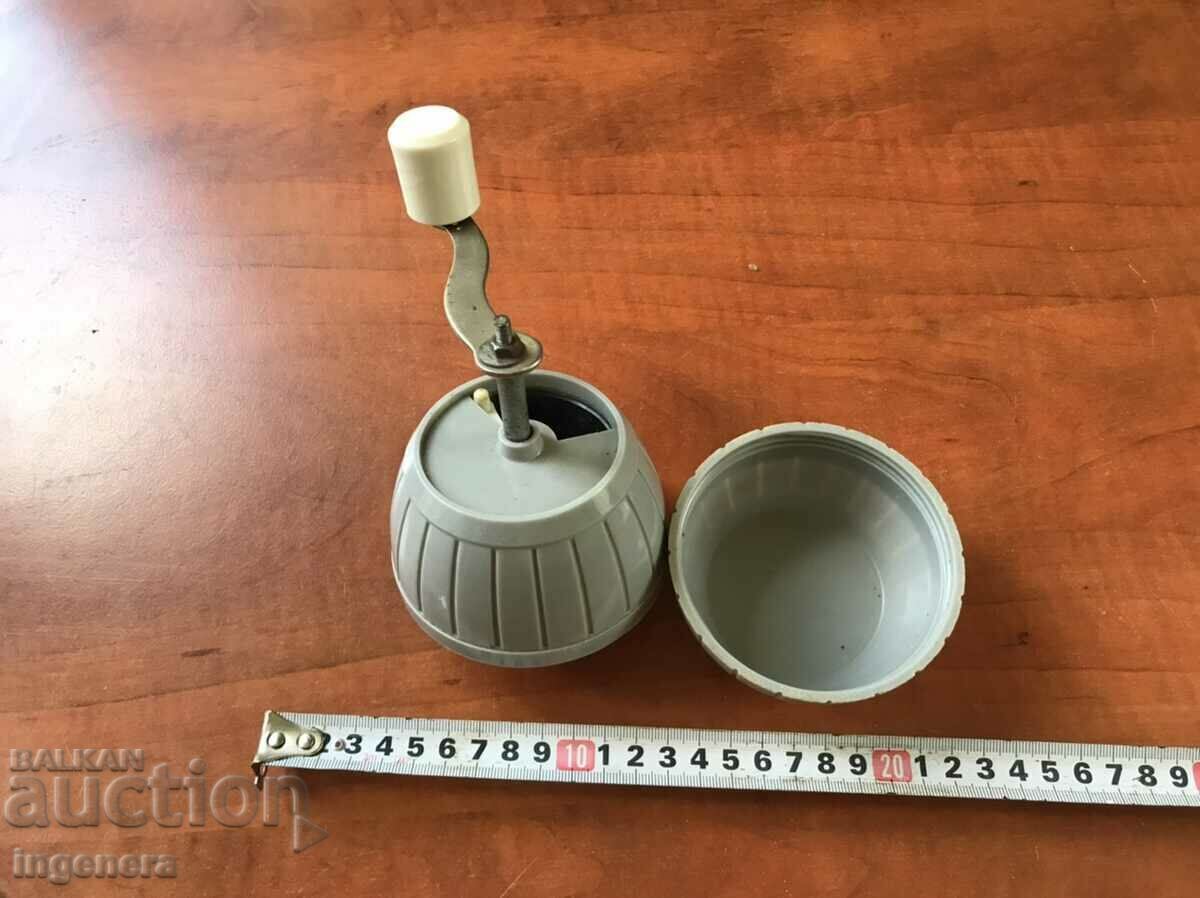 Auction GRINDER GRINDER FOR NUTS, COFFEE, SPICES ETC.-NEW Auction GRINDER GRINDER FOR NUTS, COFFEE, SPICES ETC.-NEW