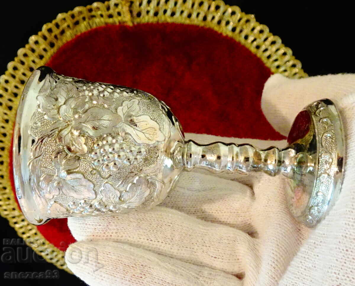 Silver-plated cups, vines, grapes, gold plating, 4 pieces with price 76.00 BGN | € 38.86 Silver-plated cups, vines, grapes, gold plating, 4 pieces with price 76.00 BGN | € 38.86