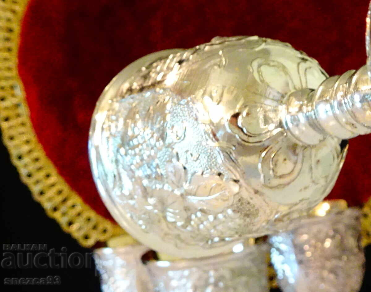 Auction Silver-plated cups, vines, grapes, gold plating, 4 pieces Auction Silver-plated cups, vines, grapes, gold plating, 4 pieces