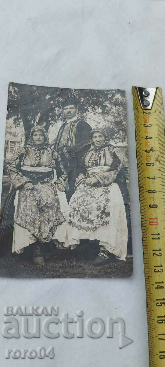 ANGEL HAJI MITOV - MACEDONIAN COSTUMES with price 145.00 BGN | € 74.14 ANGEL HAJI MITOV - MACEDONIAN COSTUMES with price 145.00 BGN | € 74.14