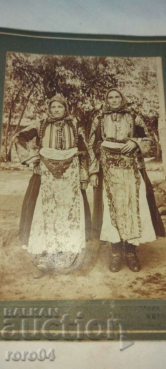 ANGELINA AND MOTHER AND HAJI MYTHS - MACEDONIAN COSTUMES - 7