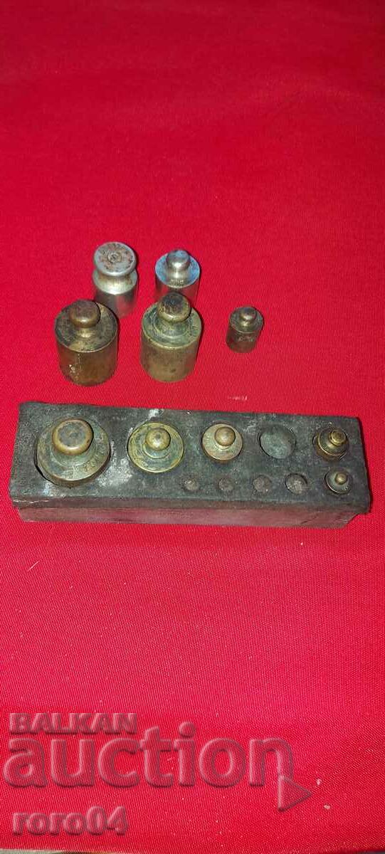 Auction MEASURES - WEIGHTS - BRONZE Auction MEASURES - WEIGHTS - BRONZE