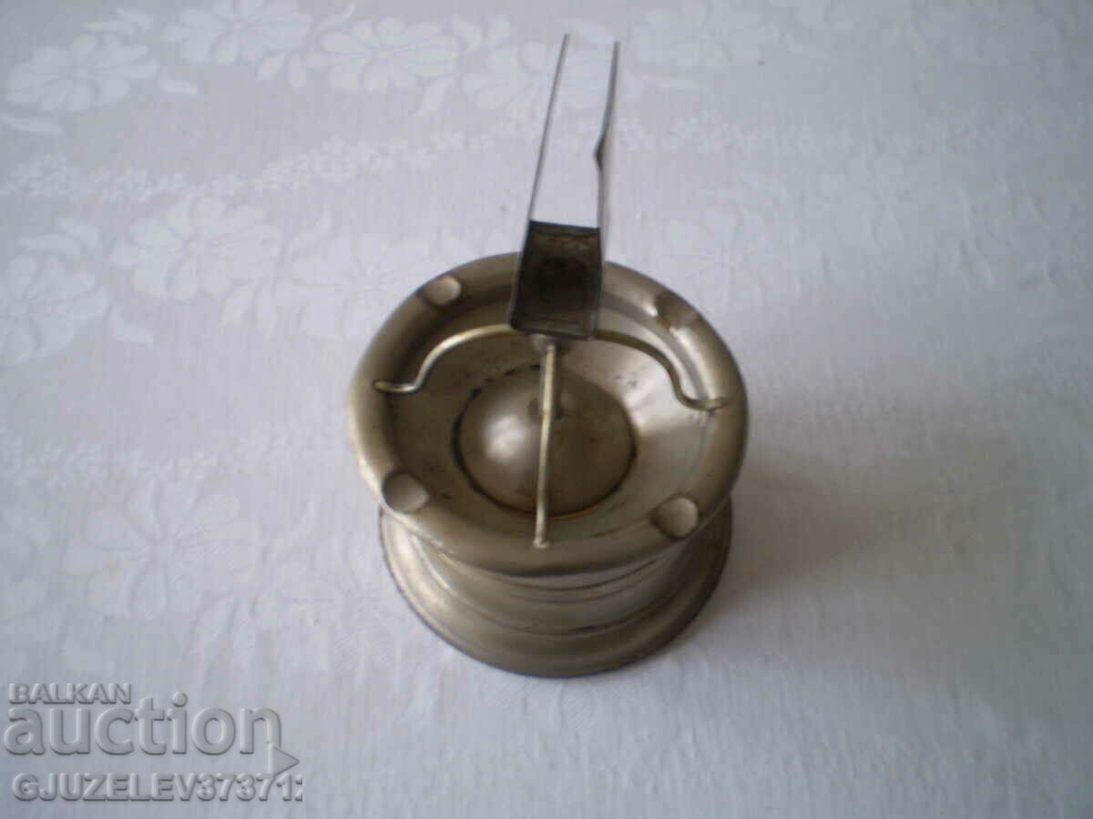 Old metal innkeeper's ashtray Pivnitsa Iosifu Minchevu Sofi - 7 Old metal innkeeper's ashtray Pivnitsa Iosifu Minchevu Sofi - 7