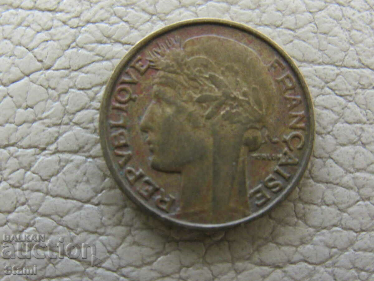 Auction  France, 50 centimes 1932, 132 W
